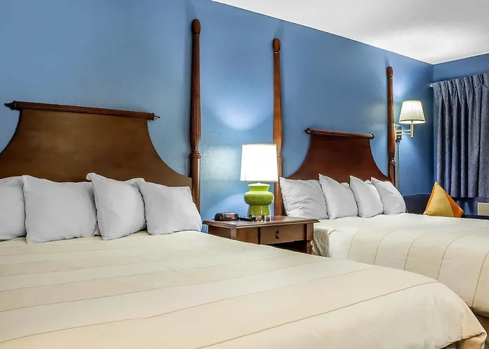 Inn Rodeway Near Ft Huachuca 4*