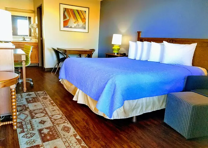Rodeway Near Ft Huachuca Inn 4*